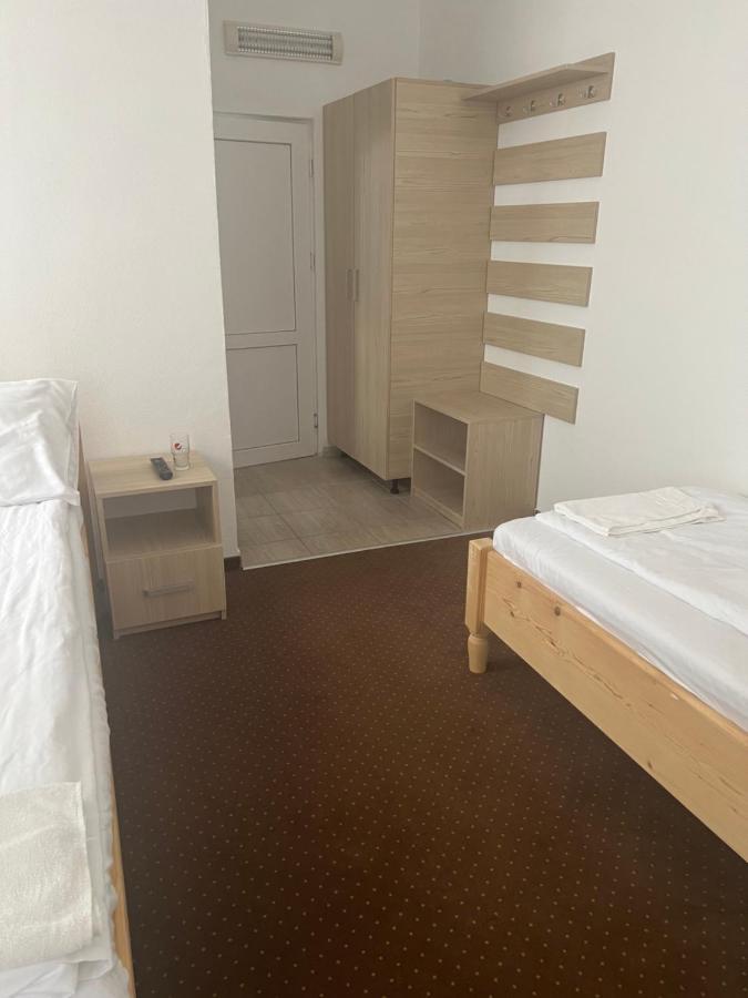 Pensiune Osanu Sibiu Exteriör bild